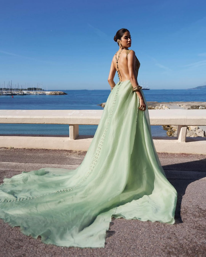 Backless gown with front yoke embroidery