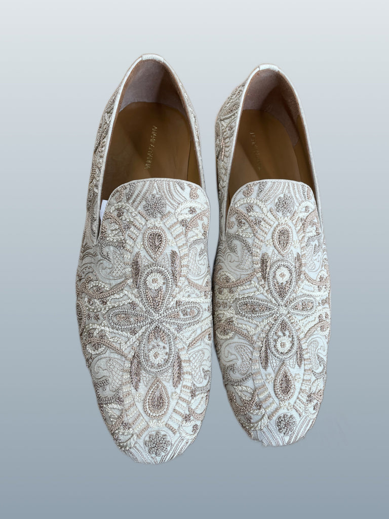 Full Embroidery Slipon Shoes