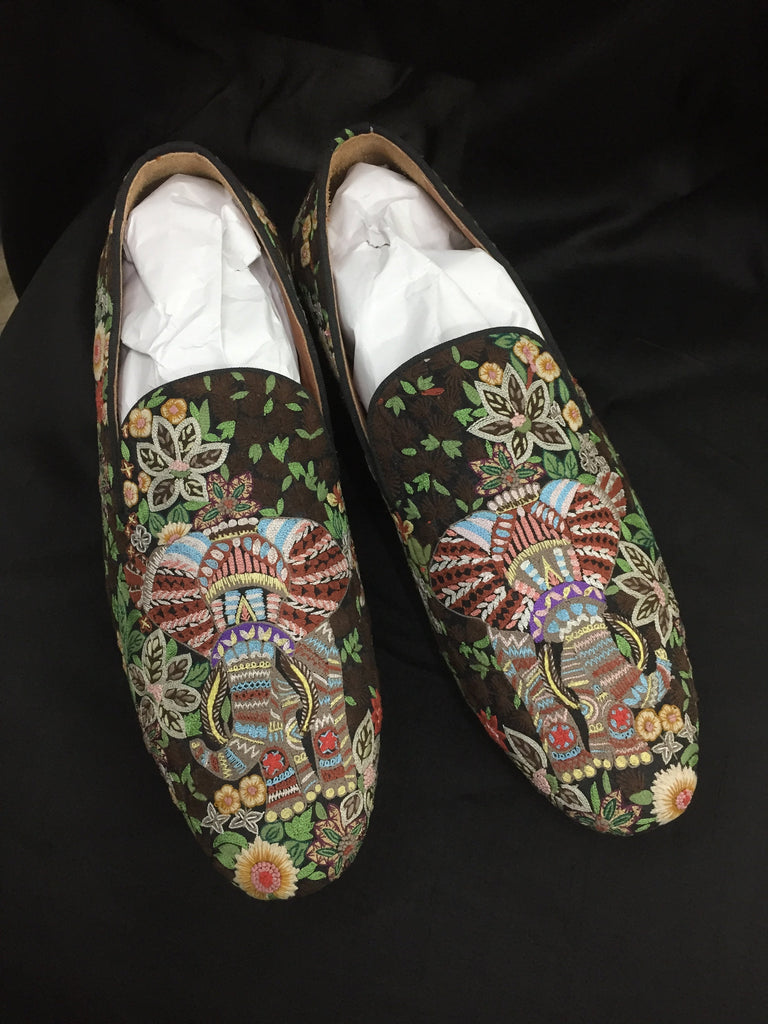 Full Embroidery Slipon Shoes