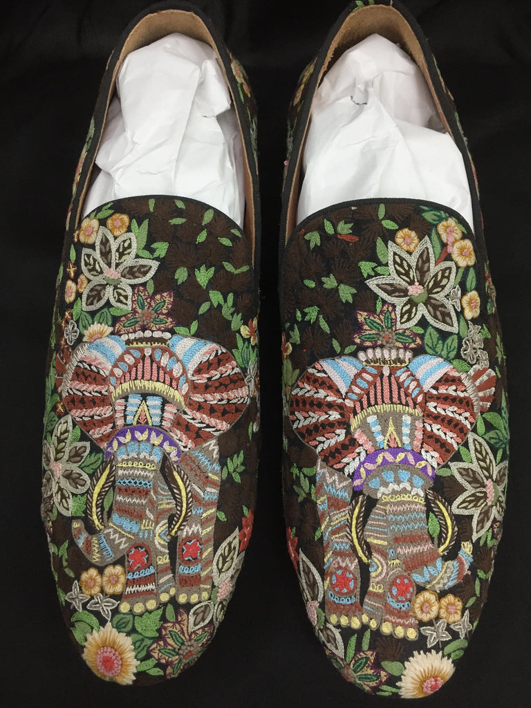 Full Embroidery Slipon Shoes