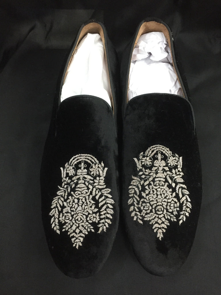Maal Boota Embroidery Slipon Shoes