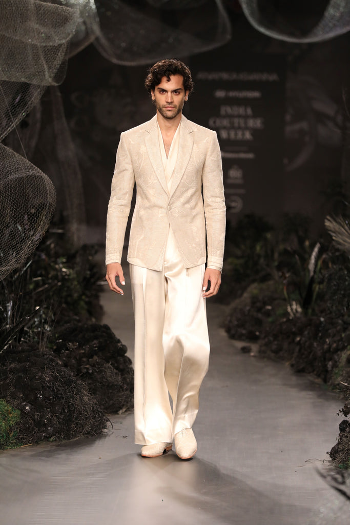 Tol Lace Embroidery Blazer