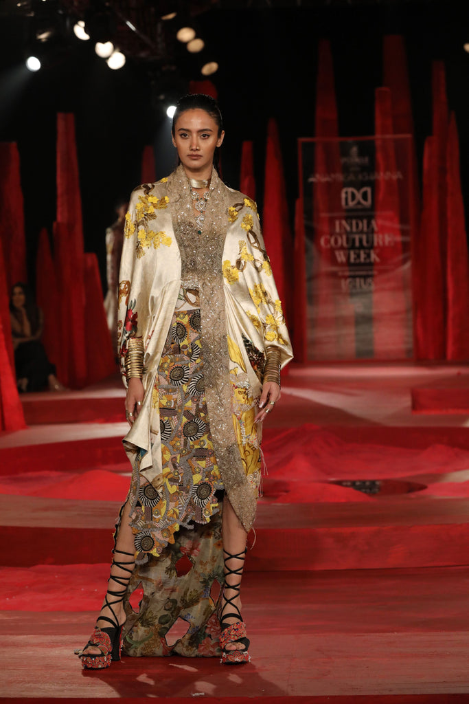 Placement print cape set