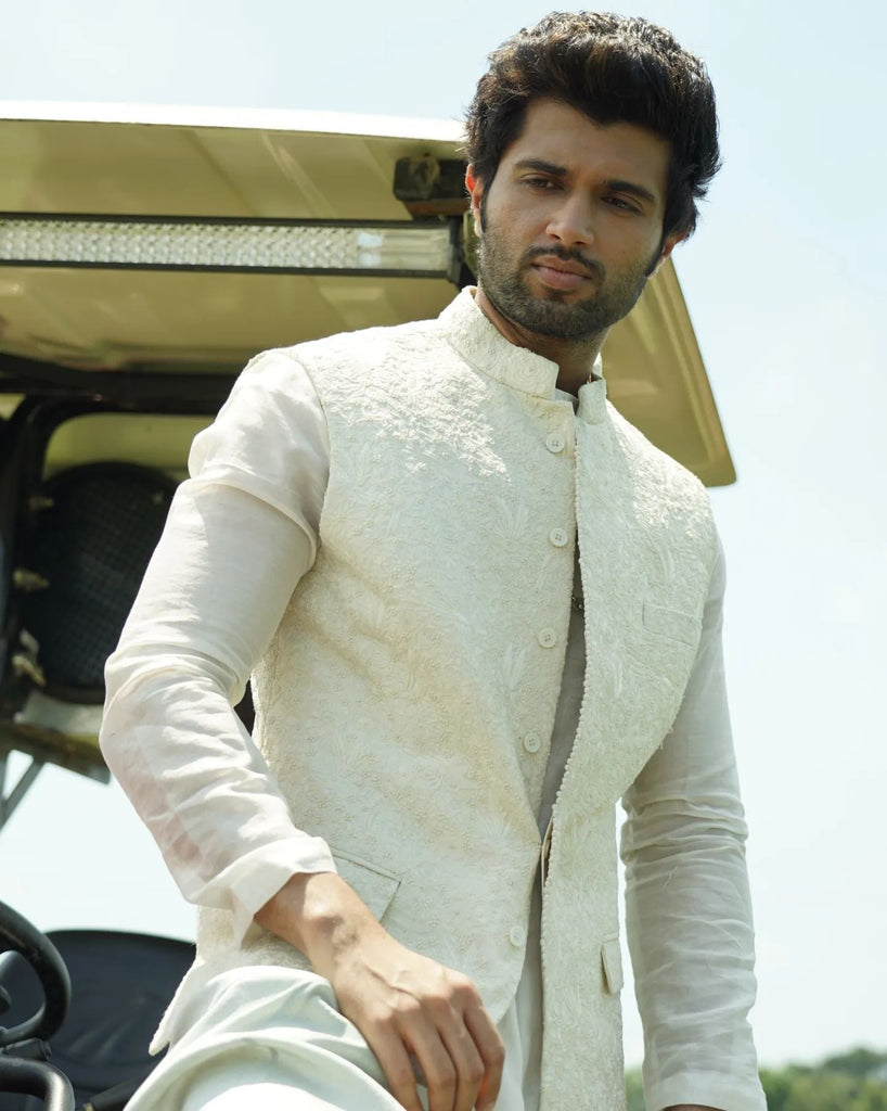 Ektaar Embroidery Bundi Set