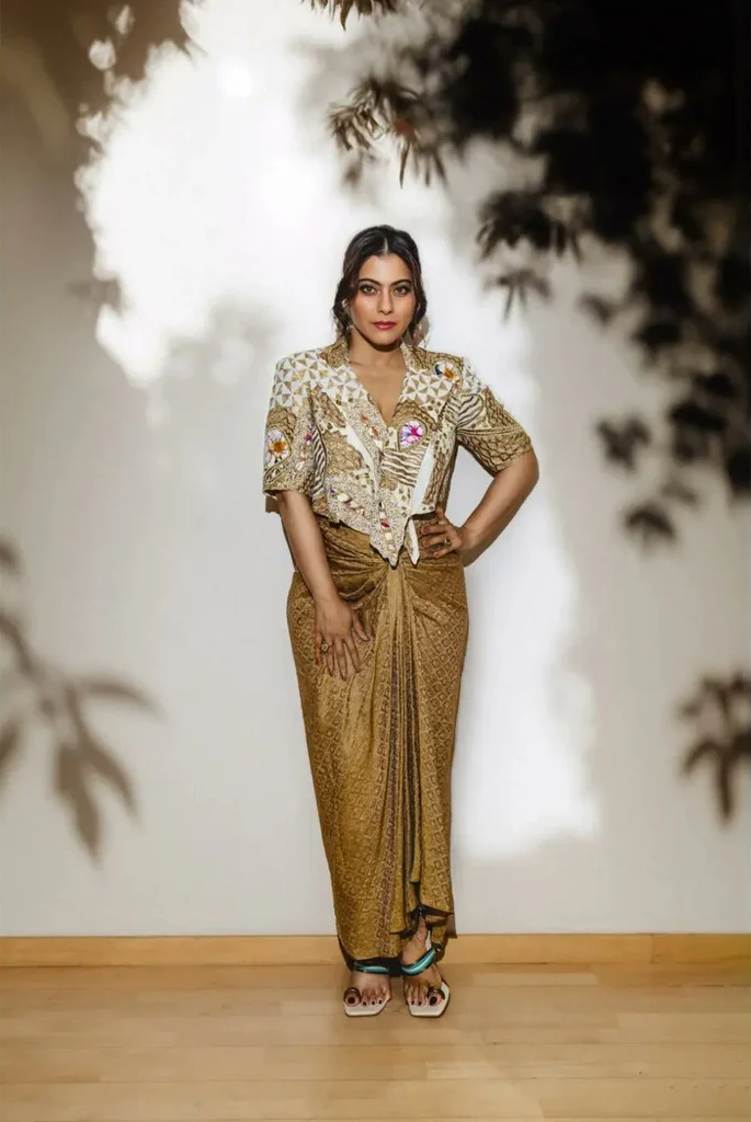 Assymetric embroidered jacket set