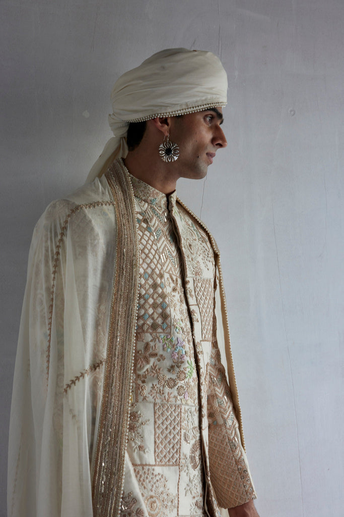 Geometrical Pattern Embroidery Sherwani Set