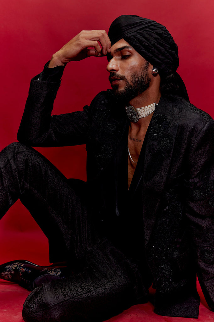 Grid Embroidery Achkan Set