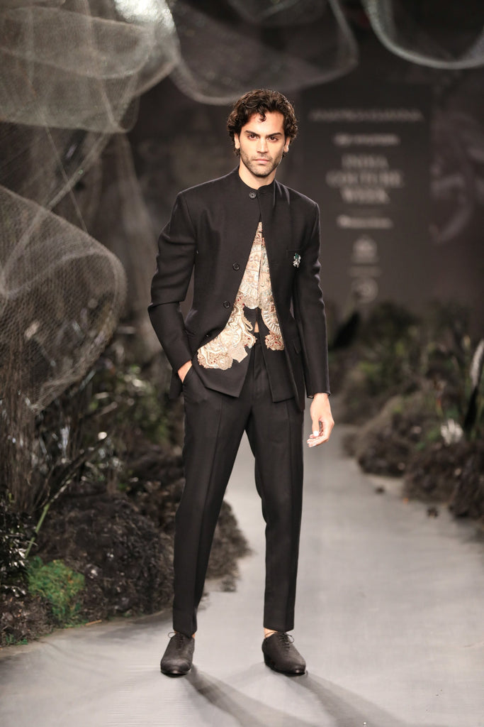 Bandhgala With Crest Embroidery Vest Set